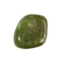 Granat Grossular grün Trommelstein ca.19g